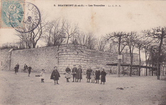 OLD POSTCARD CPA BEAUMONT-SUR-OISE LES TOURELLES 