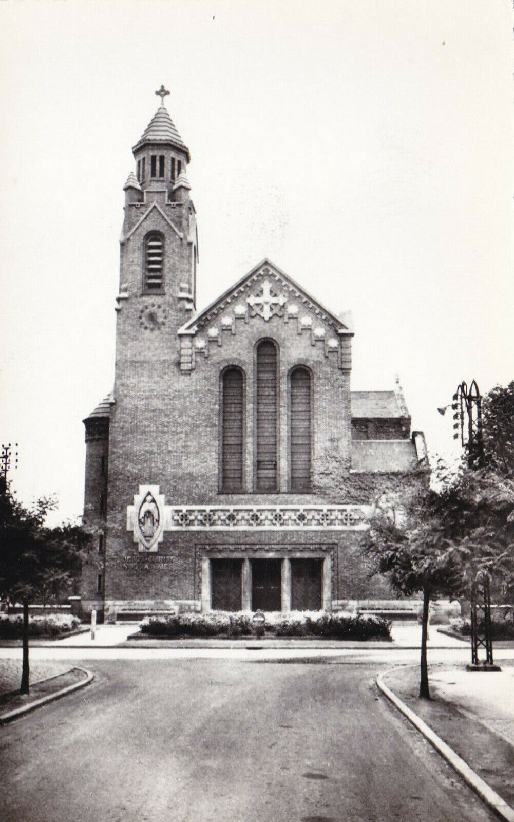 POSTCARD CPSM FLERS (NORTH) CHURCH OF THE SACRED HEART FACADE 