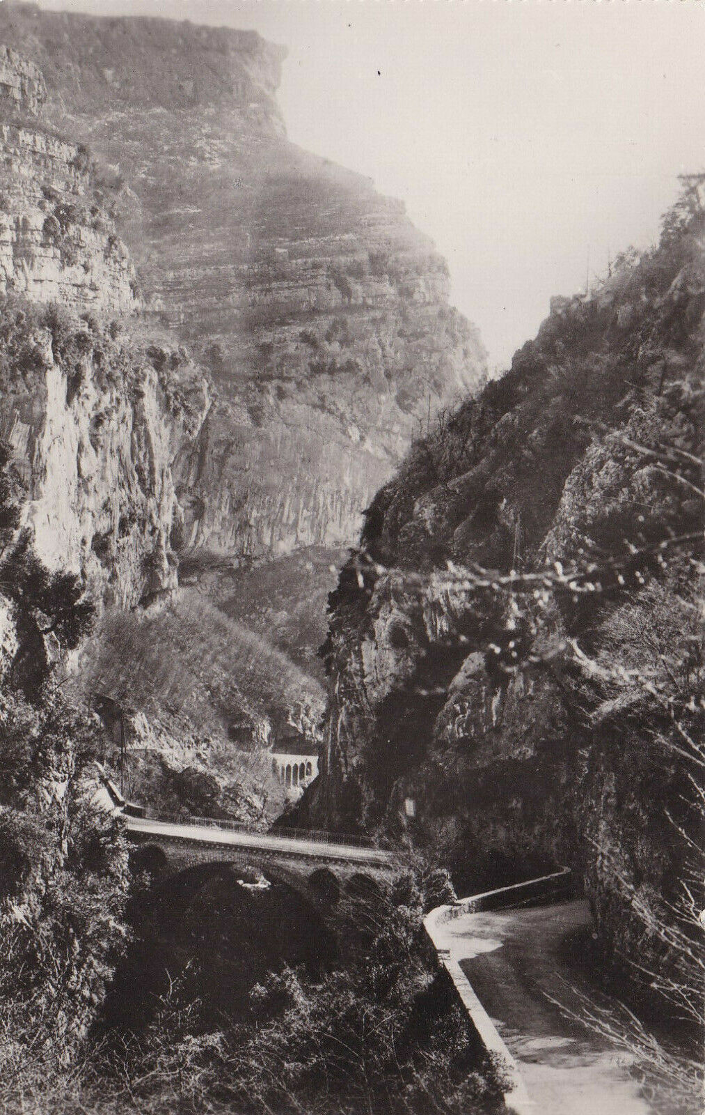 CARTE POSTALE CPSM LA COTE D'AZUR LES GORGES DU LOUP LE PONT DE L'ABIME