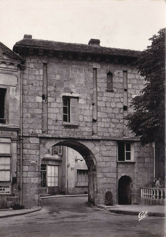 CPSM BLACK &amp; WHITE POSTCARD / CHINON CASTLE THE PORTE NOTRE-DAME 