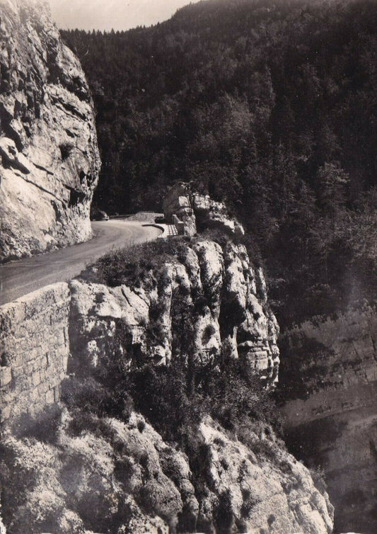 CPSM BLACK &amp; WHITE POSTCARD / ROAD FROM SAINT-CLAUDE TO LA FAUCILLE GORGES 
