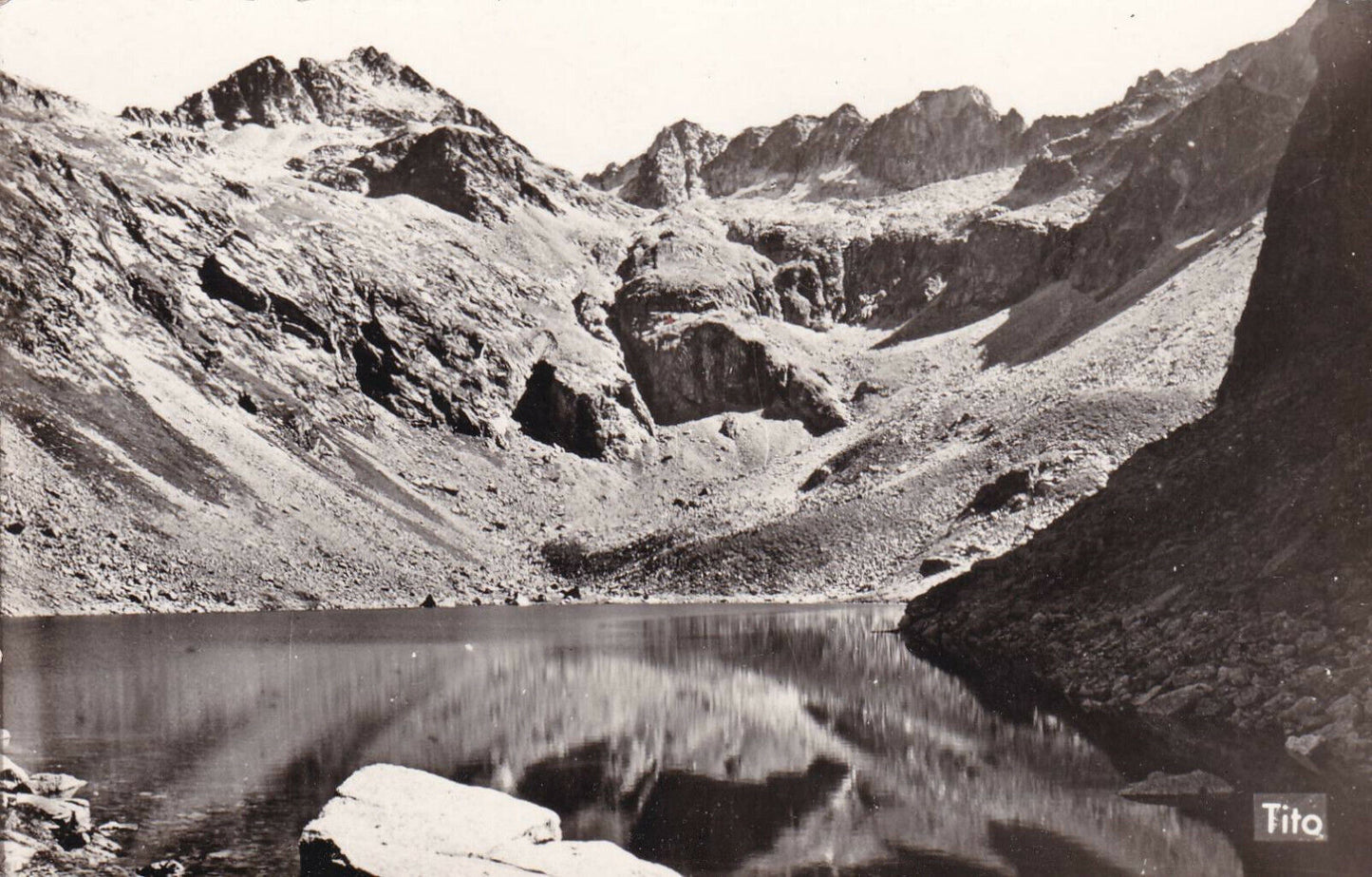 CARTE POSTALE CPSM NOIR ET BLANC / VALLEE DU LOURON LAC ET COL DE POUCHERGUES