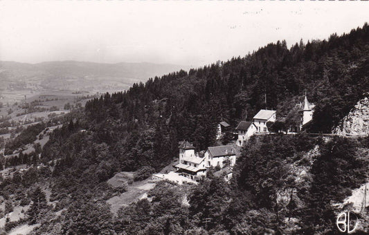 CPSM BLACK AND WHITE POSTCARD / SAVOIE NOVALAISE LES VILLAS DORIA 