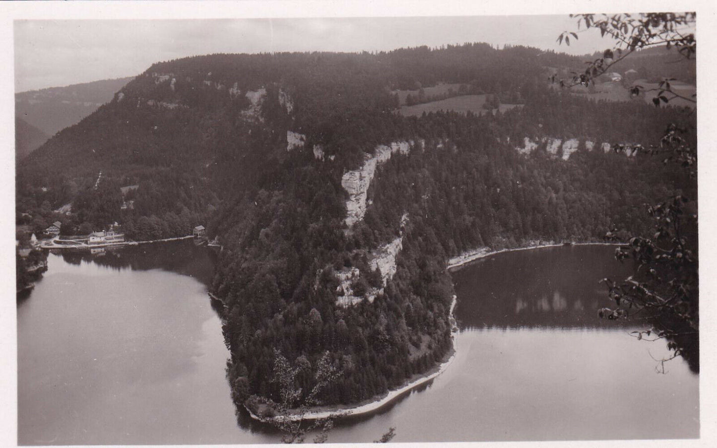 OLD BLACK AND WHITE CPA POSTCARD / GENERAL VIEW OF THE DOUBS BASINS 