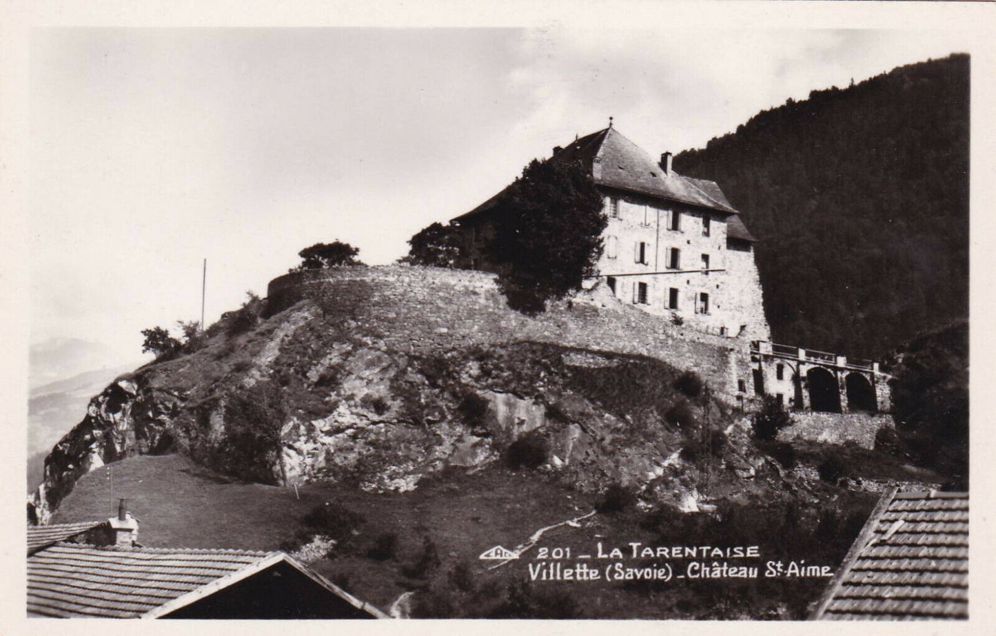 OLD POSTCARD CPA BLACK AND WHITE LA TARENTAISE VILLETTE CHATEAU ST-AIME 