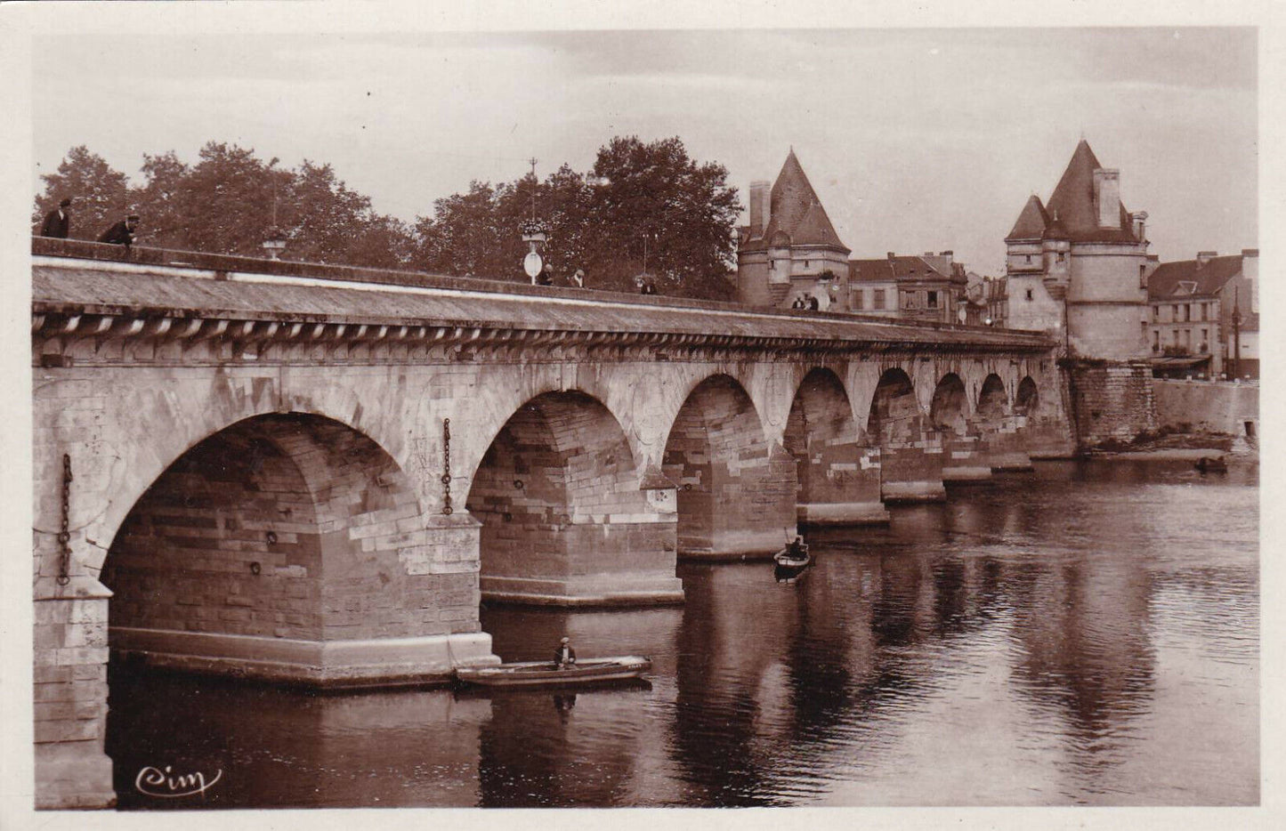 CARTE POSTALE ANCIENNE CPA NOIR ET BLANC / CHATELLERAULT VIENNE LE PONT HENRI IV
