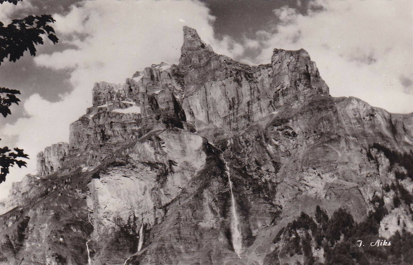 CPSM BLACK AND WHITE POSTCARD / SIXT-FER A CHEVAL VIEW OF TENNEVERGE 