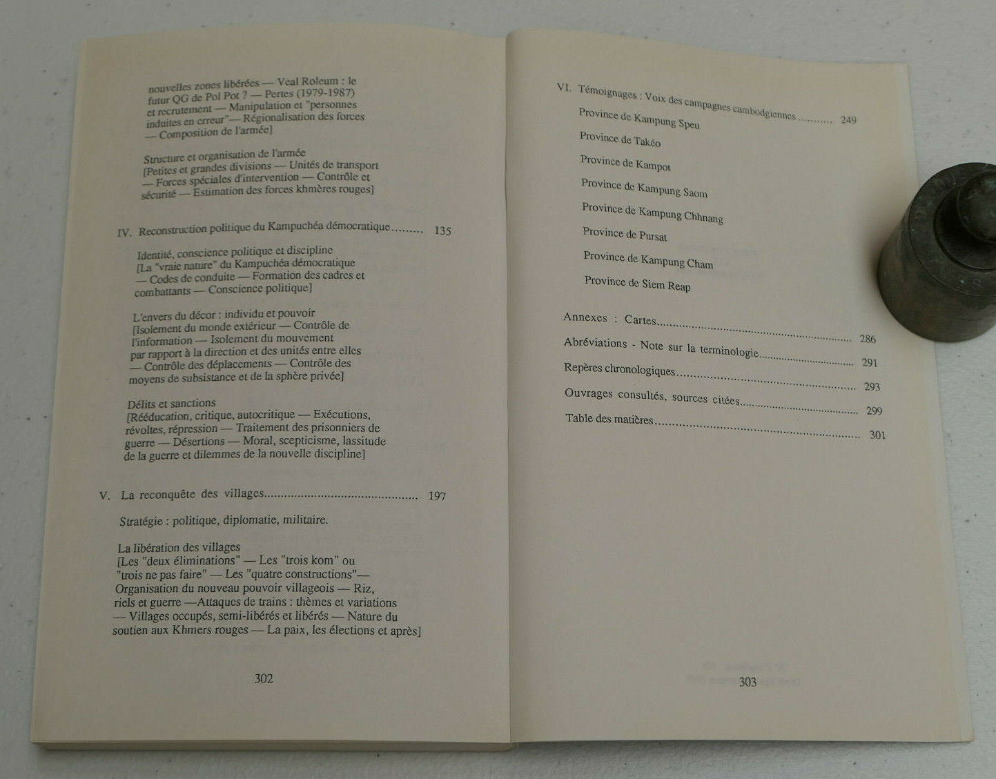 LES NOUVEAUX KHMERS ROUGES / CHRISTOPHE PESCHOUX / L'HARMATTAN 1995