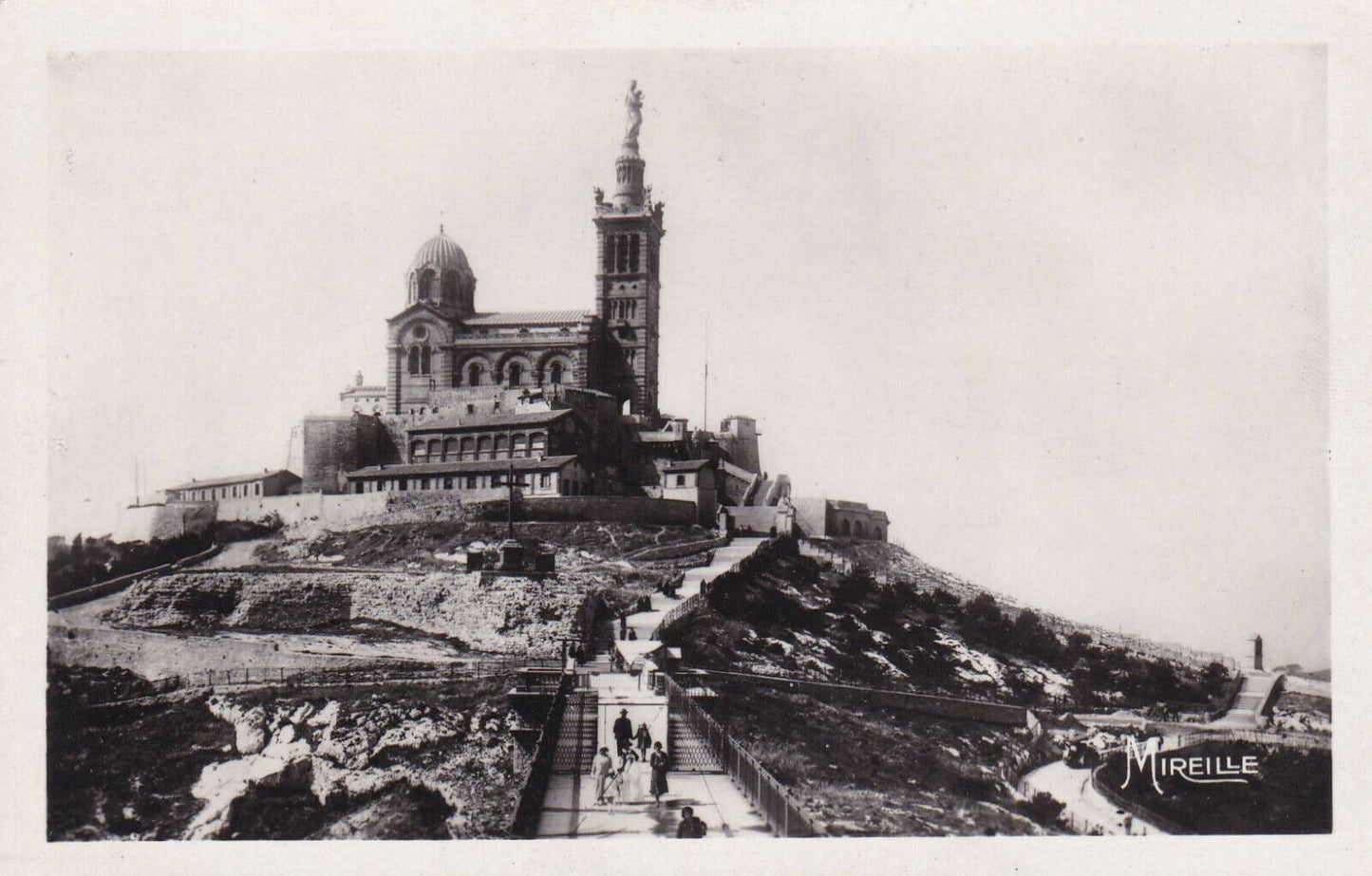 OLD POSTCARD CPA BLACK &amp; WHITE / MARSEILLE NOTRE-DAME DE LA GARDE 