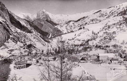 CARTE POSTALE CPSM NOIR & BLANC / VALLOIRE-GALIBIER VUE GENERALE