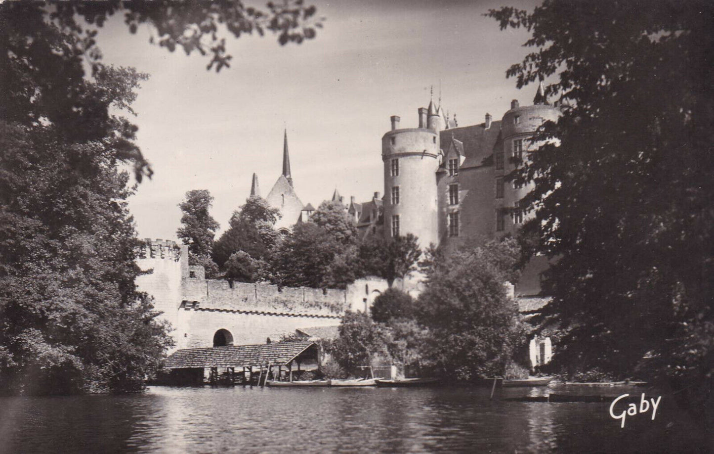 CARTE POSTALE CPSM NOIR & BLANC / MONTREUIL-BELLAY LE THOUET ET LE CHATEAU