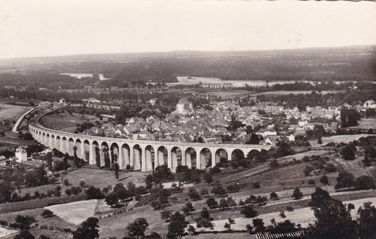 CARTE POSTALE CPSM NOIR & BLANC / SANCERRE LE VIADUC ET SAINT-SATUR