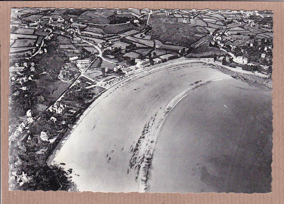 CPSM BLACK &amp; WHITE POSTCARD / PERROS-GUIREC GENERAL VIEW OF TRESTRAOU BEACH 