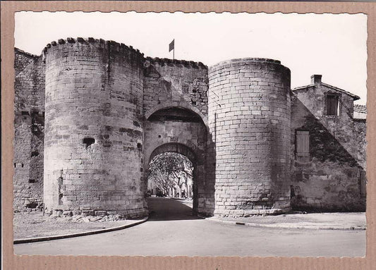 CPSM BLACK &amp; WHITE POSTCARD / TARASCON PORTE DE LA CONDAMINE 