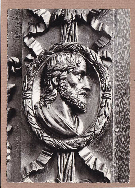 CARTE POSTALE CPSM NOIR & BLANC / LE MOUTIER D'AHUN BOISERIES MEDAILLON CHRIST