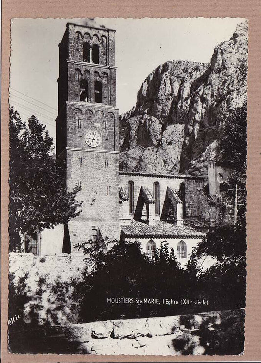 CARTE POSTALE CPSM NOIR & BLANC / MOUSTIERS-STE-MARIE
