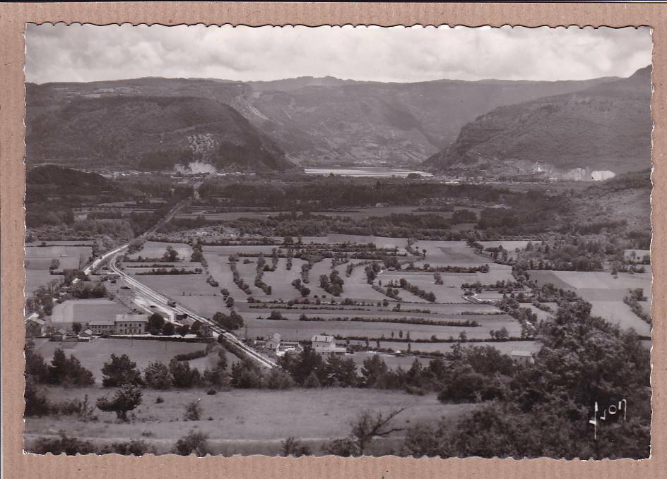 CPSM BLACK &amp; WHITE POSTCARD / LA CLUZE LAKE NANTUA FROM THE COL DU BERTHIAUD 