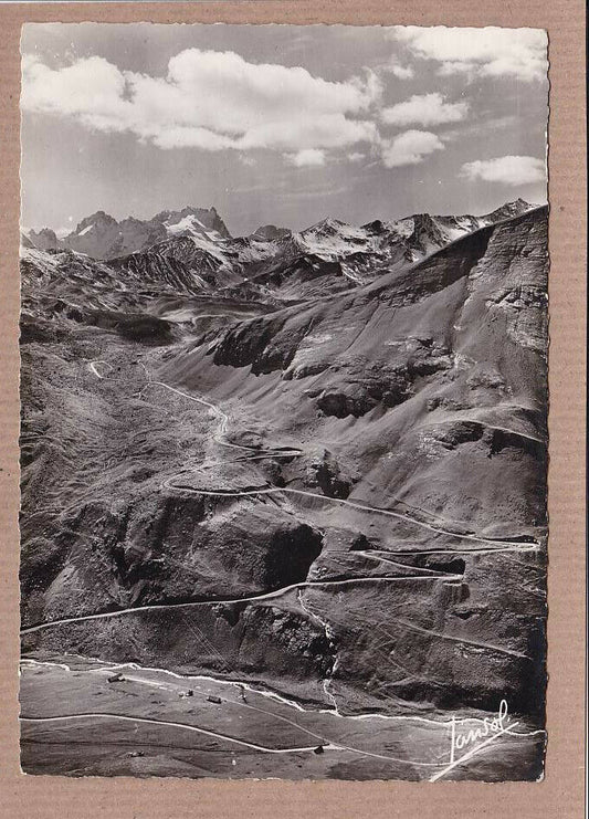 CARTE POSTALE CPSM NOIR & BLANC / MAURIENNE LES LACETS DU GALIBIER