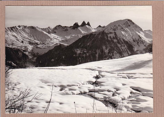 CARTE POSTALE CPSM NOIR & BLANC / ALBIEZ LE VIEUX LES AIGUILLES D'ARVES