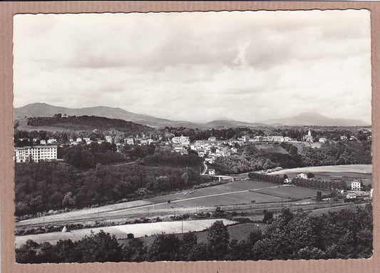 CARTE POSTALE CPSM NOIR & BLANC / PANORAMA CAMBO VU DE CELHAYA CAMBO-LES-BAINS