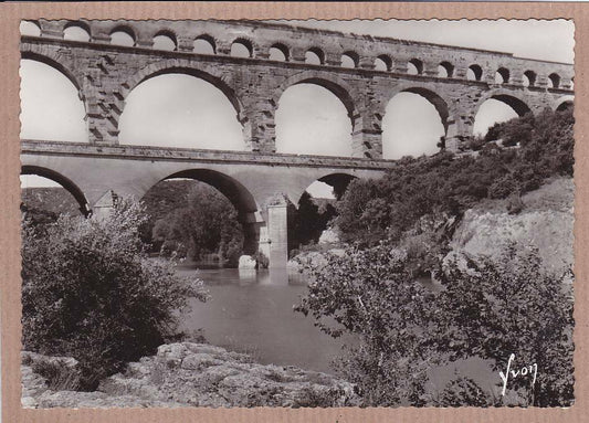 CPSM BLACK &amp; WHITE POSTCARD THE PONT DU GARD ROMAN AQUEDUCT 