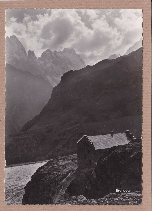 CARTE POSTALE CPSM NOIR & BLANC / REFUGE DU GLACIER BLANC ET L'AILEFROIDE