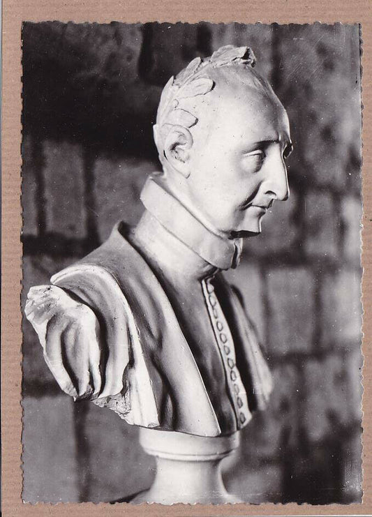 CARTE POSTALE CPSM NOIR & BLANC / PRIEURE DE ST-COSME BUSTE PIERRE DE RONSARD