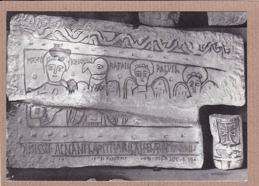 CARTE POSTALE CPSM NOIR & BLANC / POITIERS HYPOGEE MARTYRIUM DESSUS SARCOPHAGE