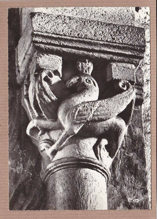 CARTE POSTALE CPSM NOIR & BLANC / VARENNE-L'ARCONCE EGLISE ROMANE LE GRIFFON