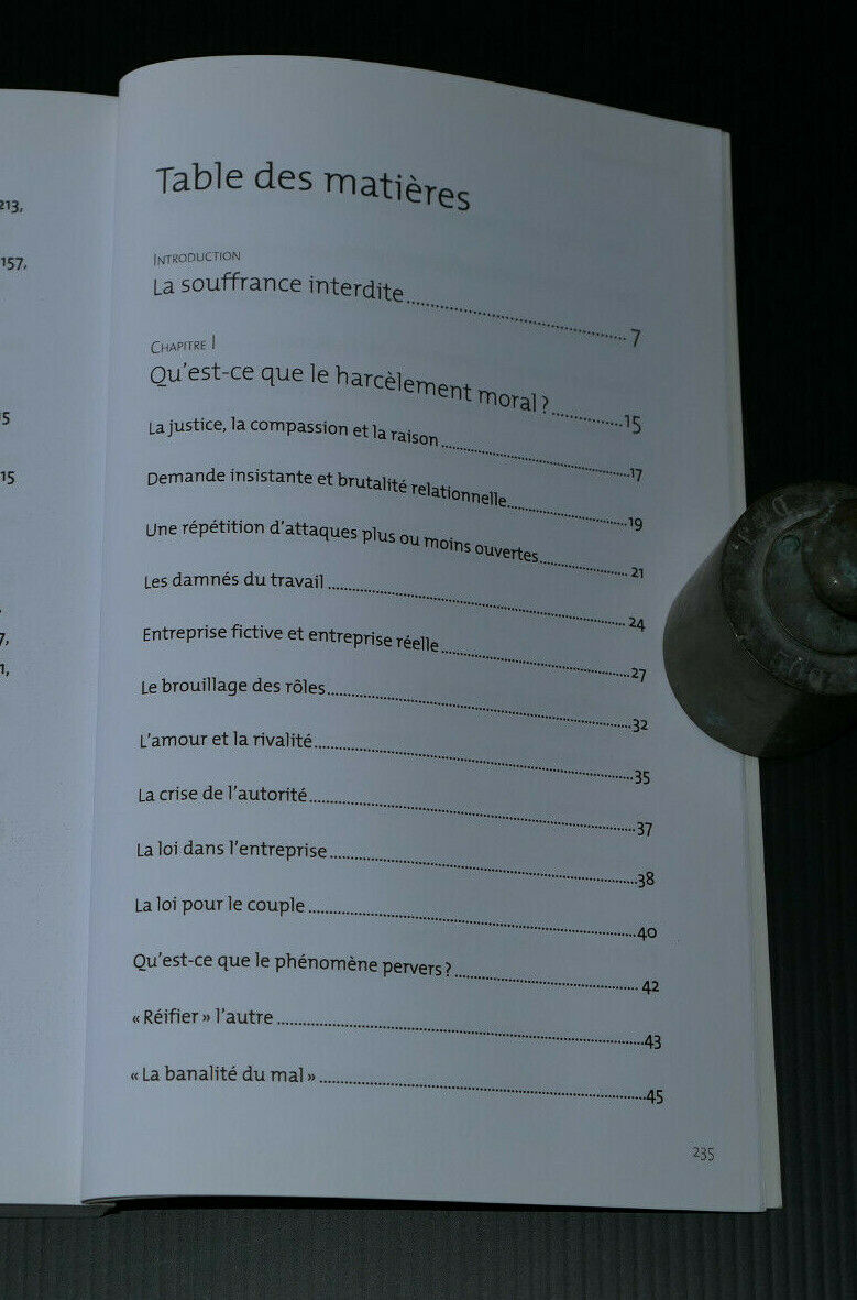 LA PERVERSITE A L'OEUVRE / HARCELEMENT MORAL ENTREPRISE COUPLE / LAROUSSE 2007