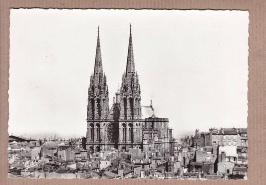 CPSM BLACK &amp; WHITE POSTCARD / CLERMONT-FERRAND CATHEDRAL SPIRITS 
