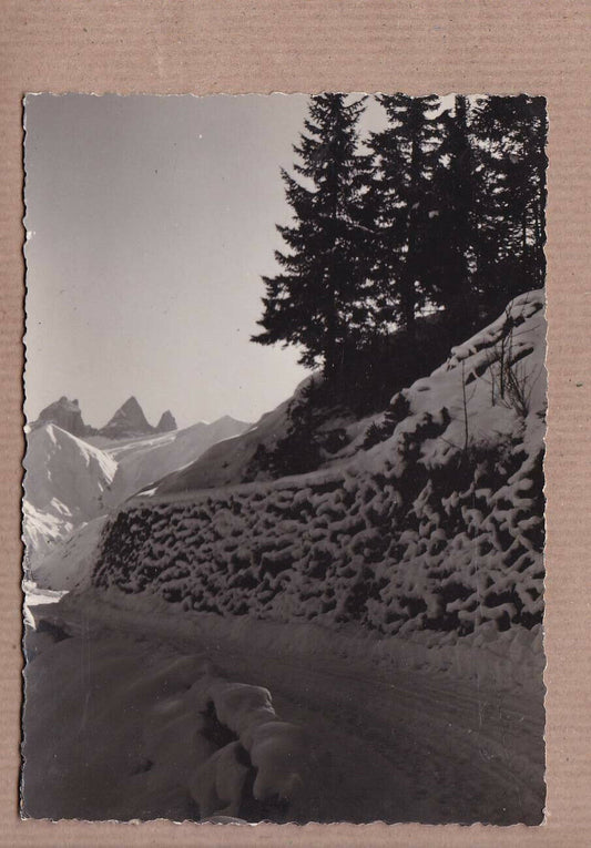 CARTE POSTALE CPSM NOIR & BLANC / SAINT-SORLIN-D'ARVES (1952)