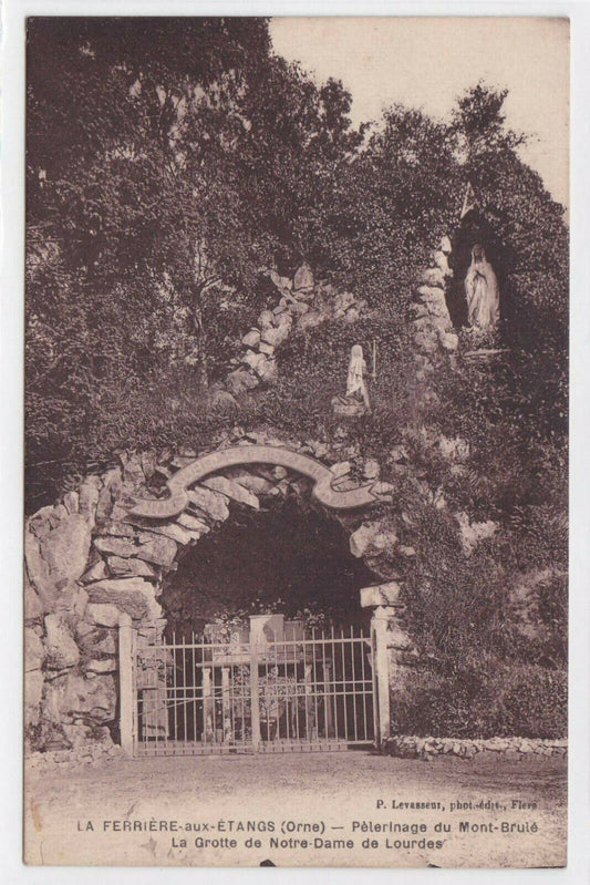 CARTE POSTALE ANCIENNE CPA LA FERRIERE-AUX-ETANGS PELERINAGE DU MONT-BRULE ORNE
