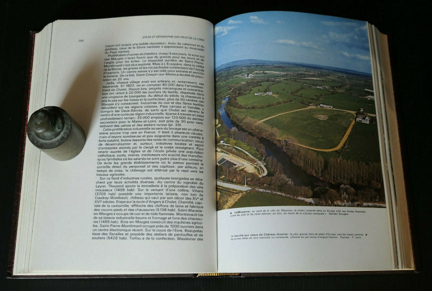 ATLAS ET GEOGRAPHIE DE LA FRANCE MODERNE LES PAYS DE LA LOIRE / FLAMMARION 1978