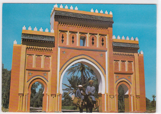 COLOR POSTCARD CPSM MOROCCO PICTURESQUE THE ENTRANCE TO THE KSAR 