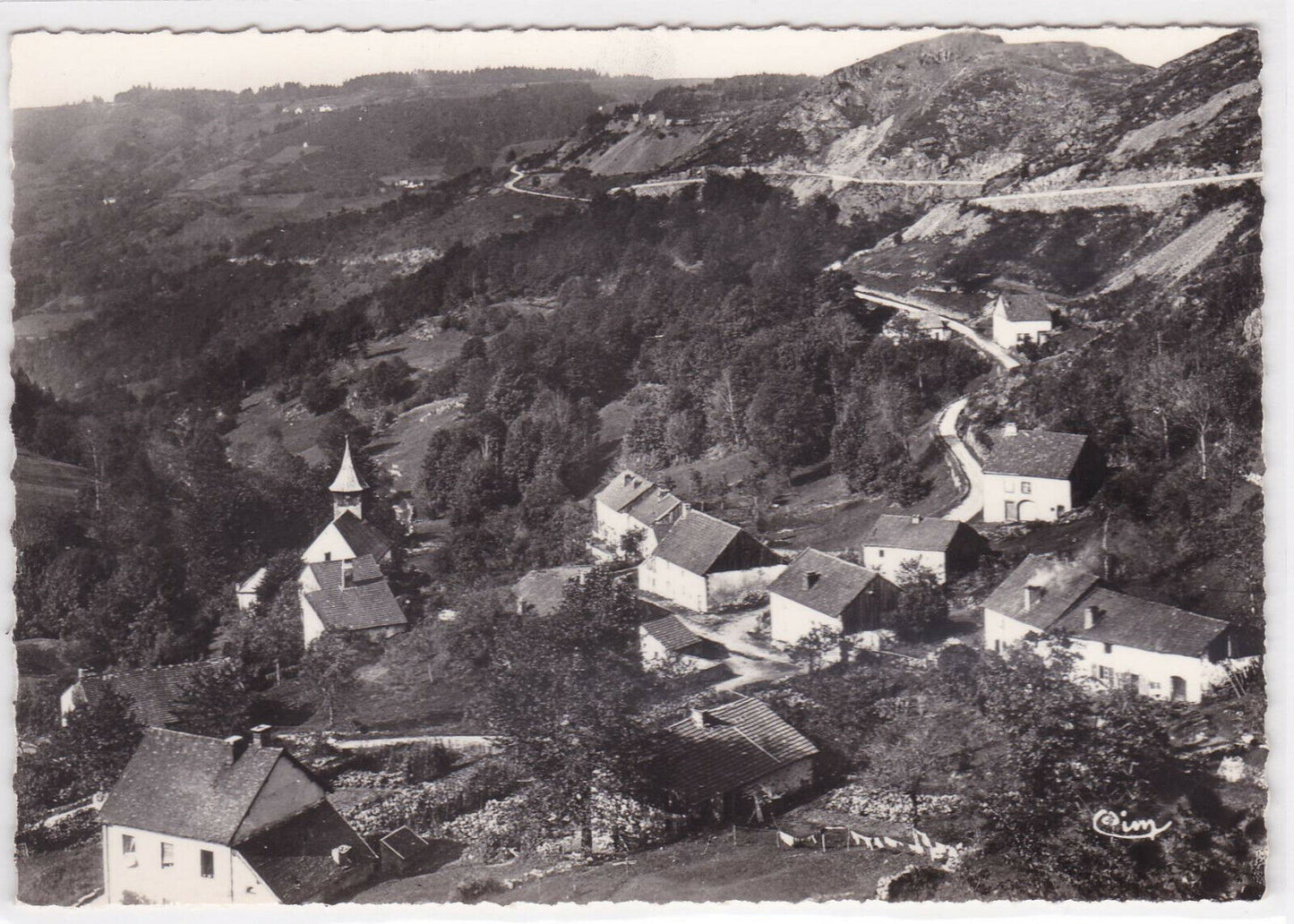 BLACK &amp; WHITE POSTCARD CPSM LE THILLOT CHATEAU LAMBERT 