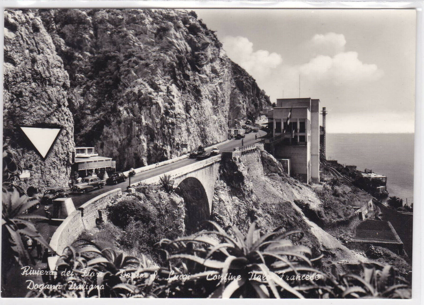 CARTE POSTALE NOIR & BLANC CPSM RIVIERA DEI FIORI PONTE S. LUIGI CONFINE ITALIA