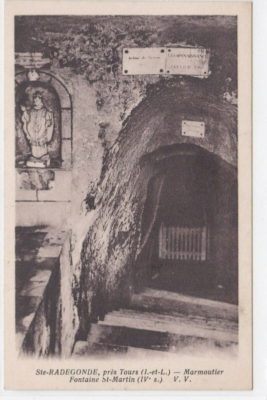 OLD POSTCARD CPA STE-RADEGONDE MARMOUTIER FONTAINE ST-MARTIN 