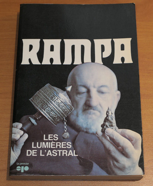LUBSANG RAMPA / LES LUMIERES DE L'ASTRAL / LA PRESSE 1974