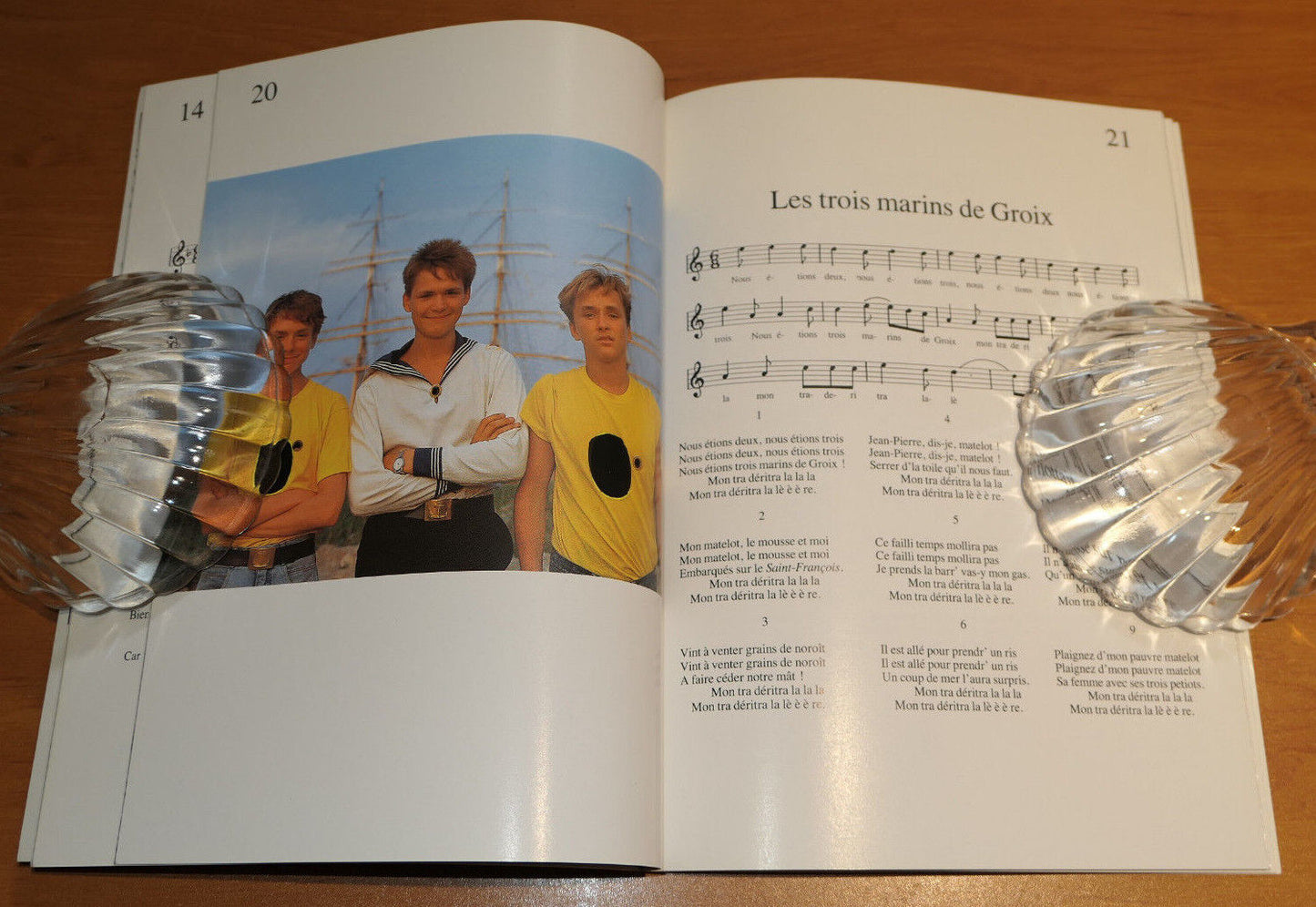 CHANSONS DE MARINS / TRADITIONS DE LA MARINE / EDITIONS GISSEROT 2000