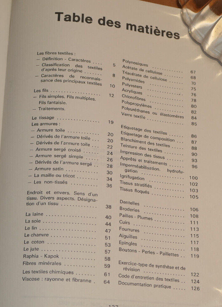 AIDE-MEMOIRE TECHNOLOGIE DES TISSUS / CASTEILLA 1982 / GUIDE TEXTILES VETEMENTS