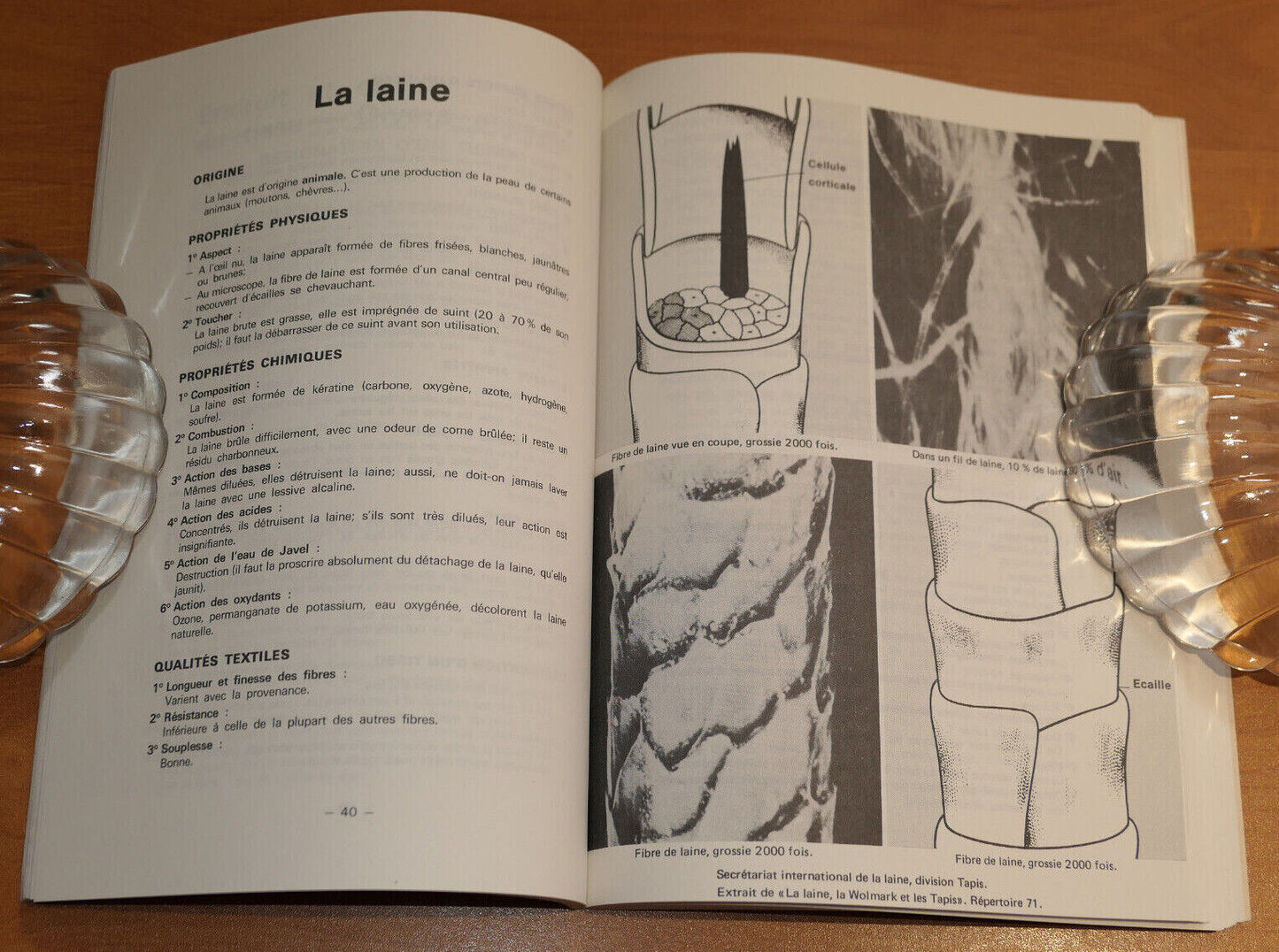 AIDE-MEMOIRE TECHNOLOGIE DES TISSUS / CASTEILLA 1982 / GUIDE TEXTILES VETEMENTS