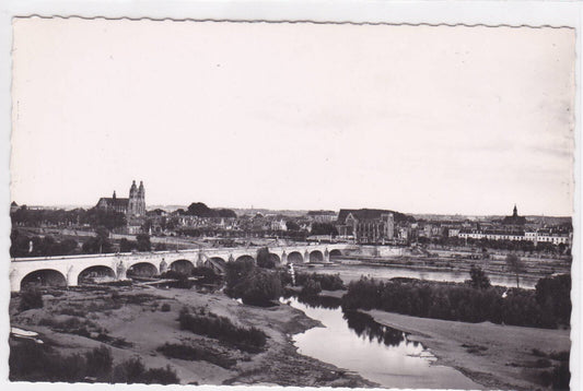 CARTE POSTALE ANCIENNE CPA TOURS VUE GENERALE SUR LA LOIRE ET LA VILLE