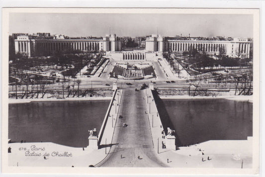 OLD POSTCARD CPA PARIS PALAIS DE CHAILLOT 