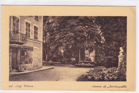 CARTE POSTALE ANCIENNE CPA VOIRON ENTREE DU JARDIN PUBLIC