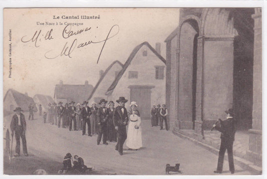 OLD POSTCARD CPA CANTAL ILLUSTRATES A WEDDING IN THE COUNTRYSIDE (1903) 