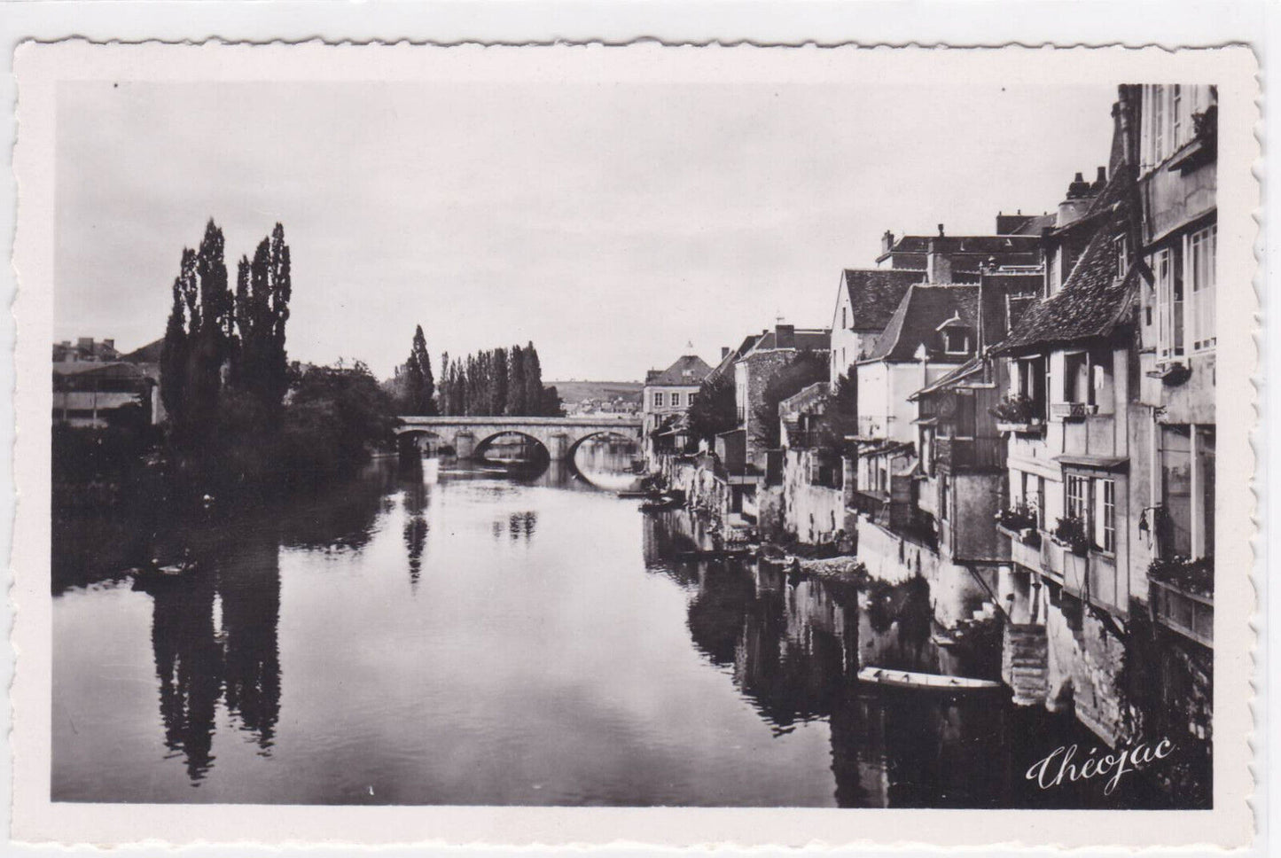 CARTE POSTALE CPSM ARGENTON-SUR-CREUSE INDRE VIEILLES MAISONS SUR LA RIVE DROITE