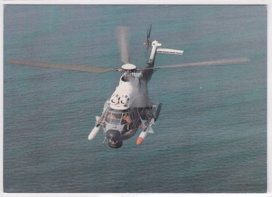 CARTE POSTALE CPM AEROSPATIALE EXOCET AM 39 SUR SUPER PUMA HELICOPTERE