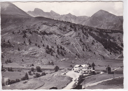 CARTE POSTALE CPSM LA FOUX-D'ALLOS RELAIS DU COL D'ALLOS LE TROIS EVECHES