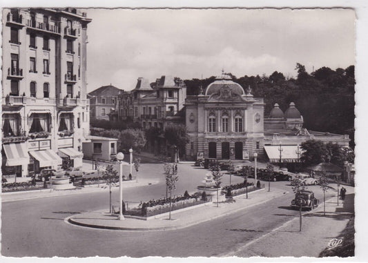 POSTCARD CPSM CHATELGUYON PLACE BROSSON AND THE THEATRE 